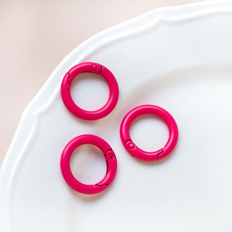 Macaron Color Heart Ring Keychain Clasp for DIY Jewelry, Bracelets, and Phone Chains