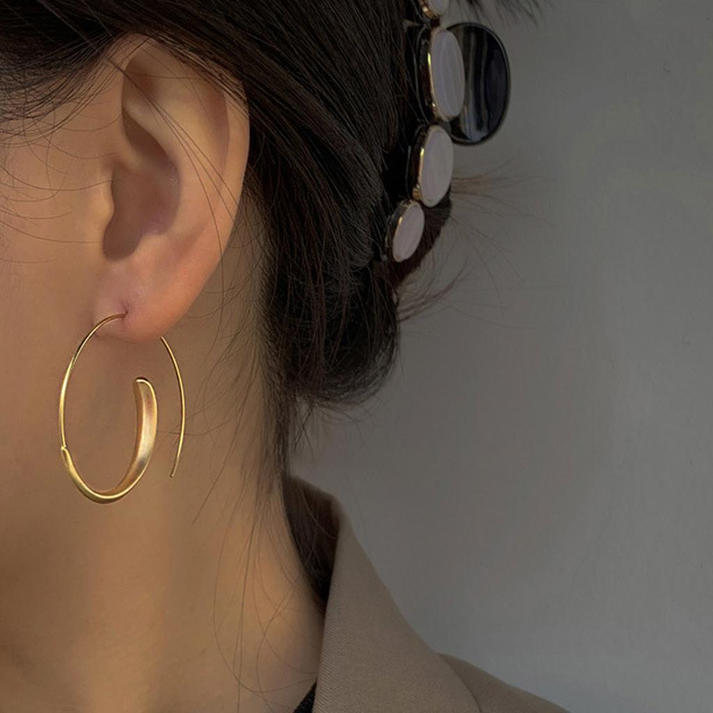 A Pair of Golden Metal Matte End Hoop Earrings with a Easy And Elegant Style, Perfect for Daily Wear, Parties, And Dates