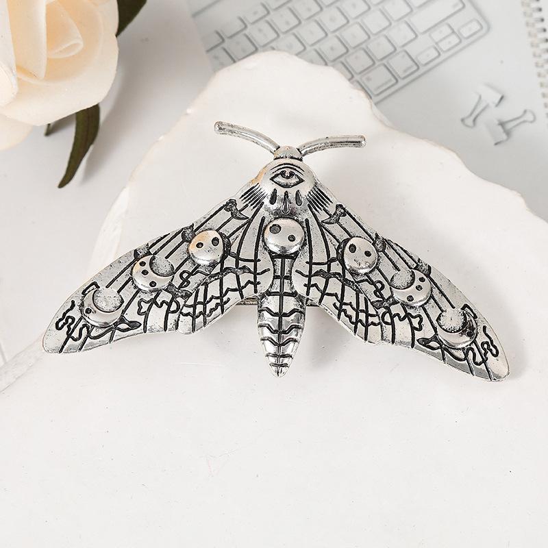 1pc retro insect series hairpins zinc alloy moth hairpin spring clips women's versatile hair accessories