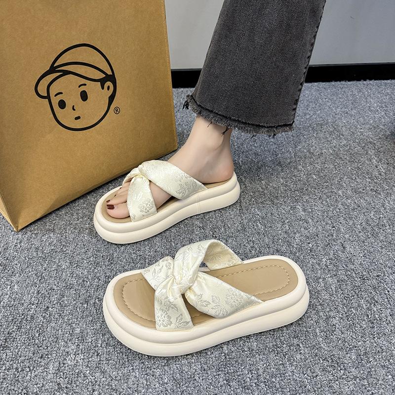 

2024 лето новый национальный стиль модные шлепанцы на платформе универсальный каблук-маффин носить пляжную обувь с открытым носком римские сандалии тренд 40 белый