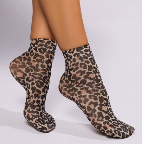 Breathable Summer Socks Leopard Print 2 Pairs Pack Lightweight Sheer Ankle Socks for Daily Wear and Comfort