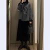 Women's Gray Woolen Coat - Retro Peter Pan Collar, Thickened Korean Hepburn Style for Autumn/Winter, Petite Fit.