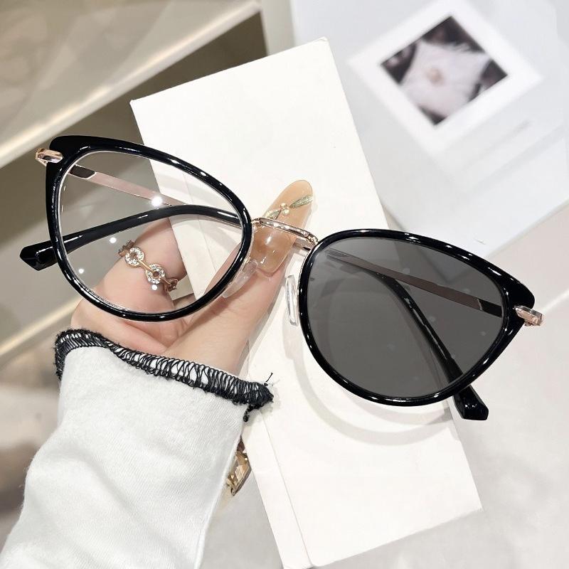 Unisex Ladies Cat Eye Minus Sunglasses Diopter New Trend Outdoor Color Changing Near Sight Glasses Finished Phorochromic Eyewear
