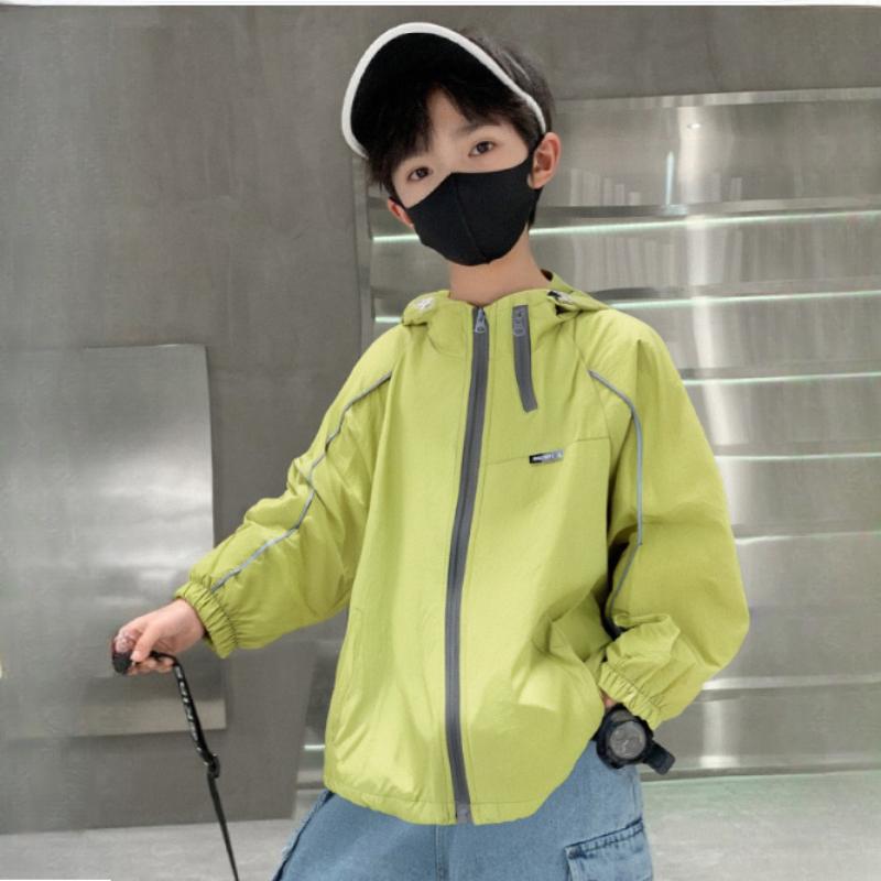 Abbigliamento estivo per bambini con protezione solare, camicia traspirante in seta ghiacciata per bambini con aria condizionata, giacca sottile con protezione solare