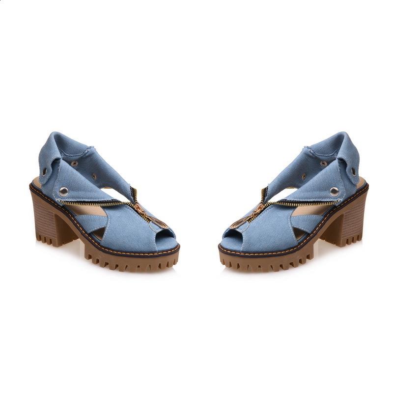 Moda Moda Scarpe Donna 2025 Tacco Blocco Sandali Alti Donna Taglia Grande Lusso Comfort Denim Chunky Tacchi Alti Ragazze Zoccoli Basso Cle