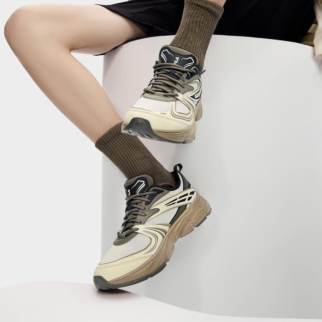 FILA Outdoor Fashion Trend Versatile Low-Top Casual Shoes Men sneaker Antarctic-Gray Stone-Gray F12M432112FAS