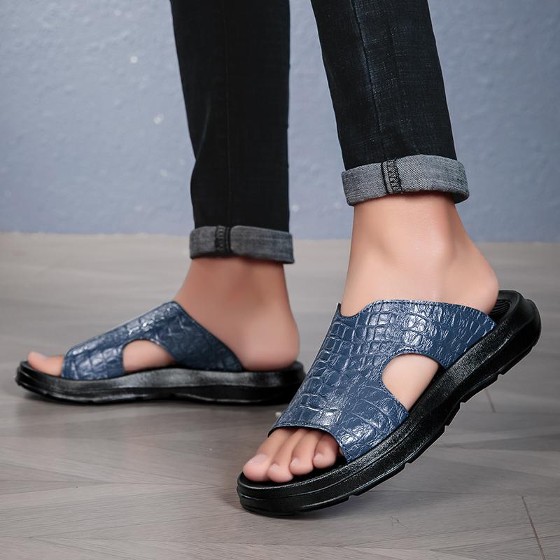 Fashion Fashion Outdoor Thick Soled Designer Men Slippers Leather Breathable Cool Ultralight Summer Men Non Slip Comfort Beach Slippers