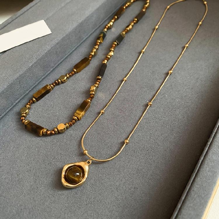 Sophisticated Retro Styles Necklace with Tigers Eye Stone Pendant and Double Layer Chain Designs Accessory for Women