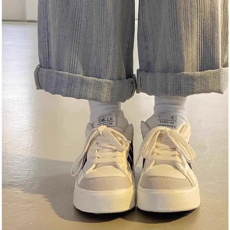 Little white shoes women's ins trendy versatile niche explosion 2025 spring and autumn new student casual board shoes