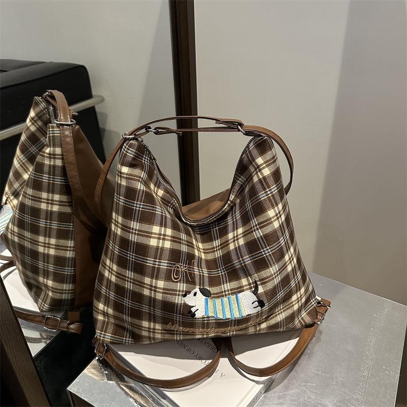 Commuter large-capacity bag women's new popular wax sausage dog double shoulder back bag single shoulder messenger bag tote bag