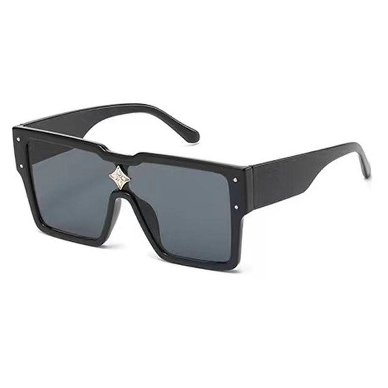 

European Style Oversized Square Sunglasses With Pc Frames Uv400 For Fashion Streetwear BlackFrameGrayLens