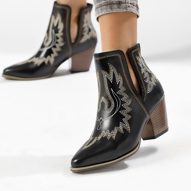Fashion Retro Women Boots Flower Embroidered Cowboy Boots Platform Winter Warm Shoes Ankle Casual Shoes Botas Mujer Comfortable Shoes