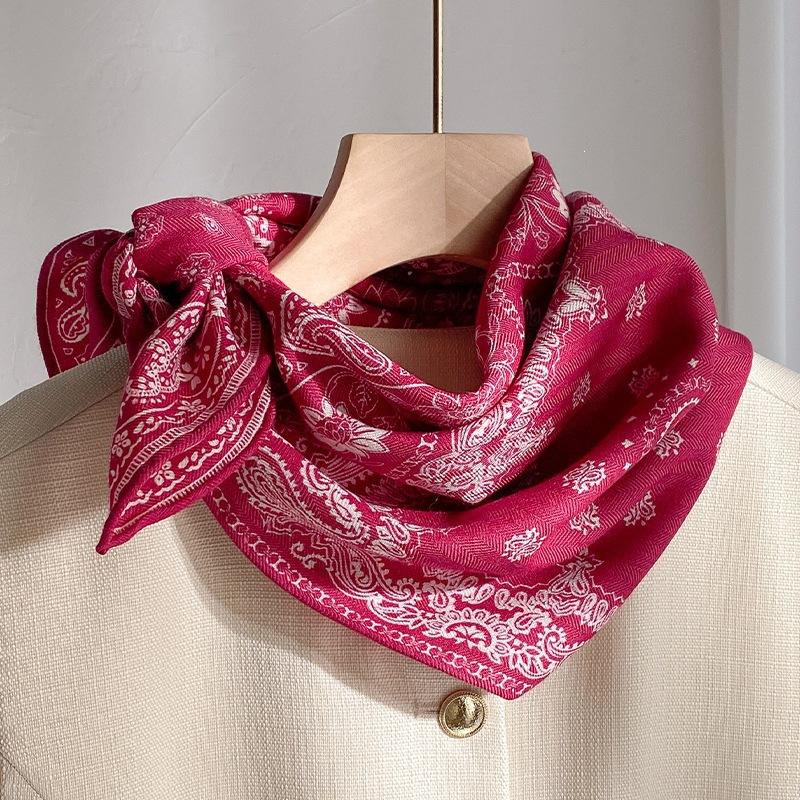 Korean High-quality Cashew Silk Silk Scarf Small Square Scarf Autumn and Winter New Red Scarf Warm Neck Shawl