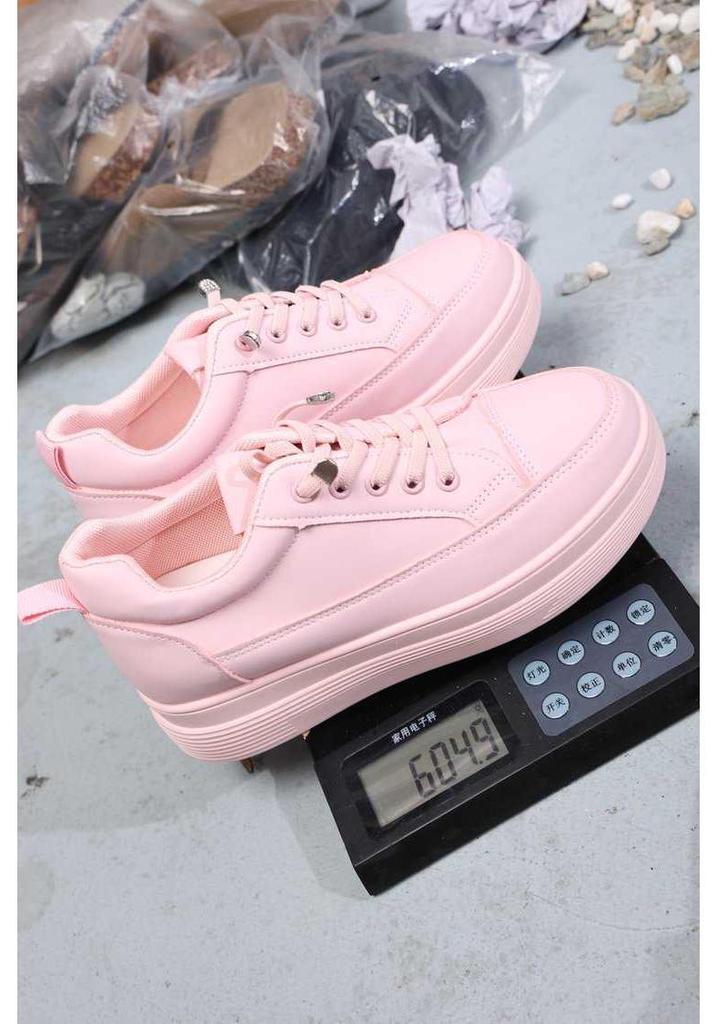 Women's Breathable White Sneakers - Korean Style, Versatile, Casual, Thick-Sole Sports Shoes for Spring and Summer.