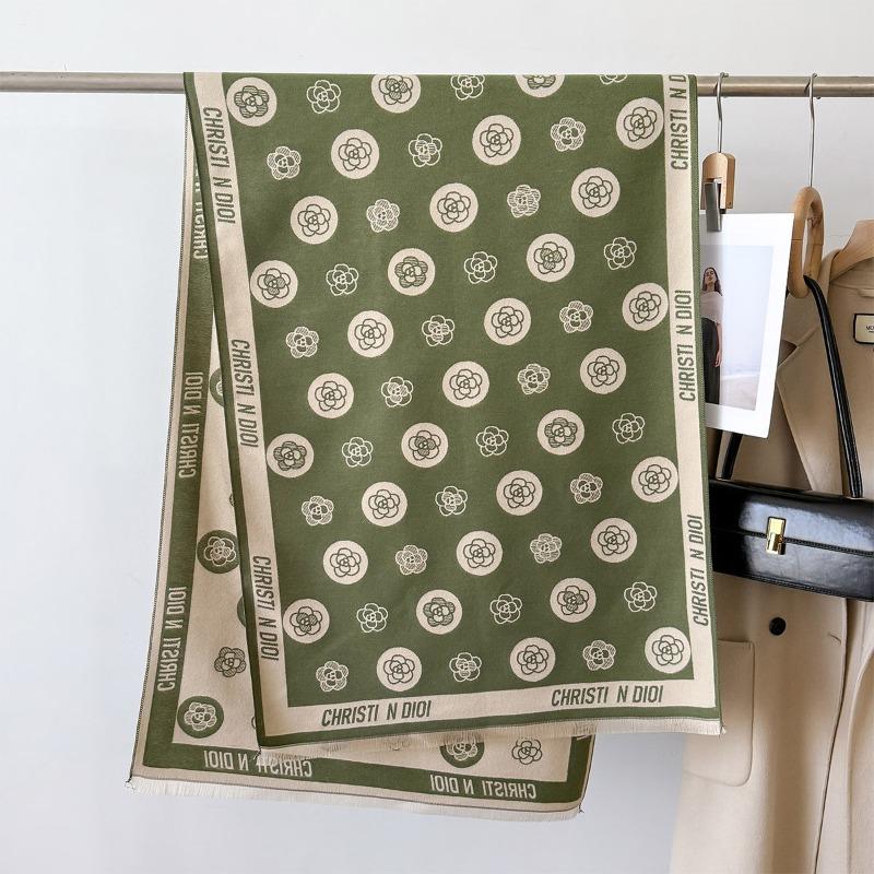 Love Plaid Imitation Cashmere Scarf for Women's Winter Scarf, Korean Version Core Yarn Shawl