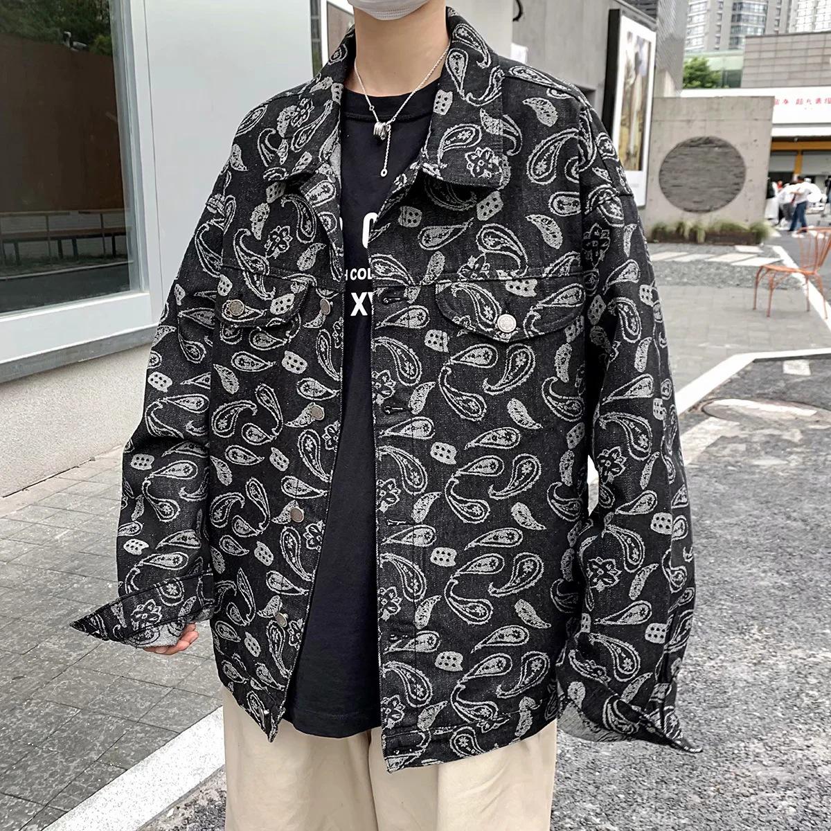 

Мужская осенняя джинсовая куртка в корейском стиле с потертостями - жаккардовая, свободного кроя, повседневная, красивая, большого размера. M чёрный