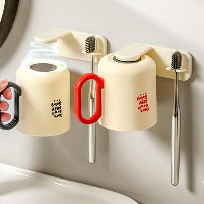 Koupelna a záchod – Držáky na zubní kartáčky