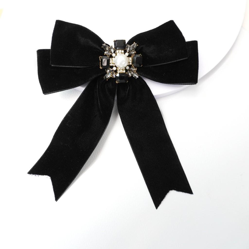 Classic Korean Butterfly Bow Tie With Lace Collared Accessory For Women