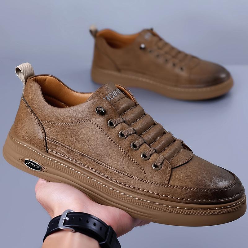 Autumn New Men's Shoes Men's Casual Board Shoes Light Luxury Versatile Soft-soled Casual Leather Shoes Fashion Trendy Shoes