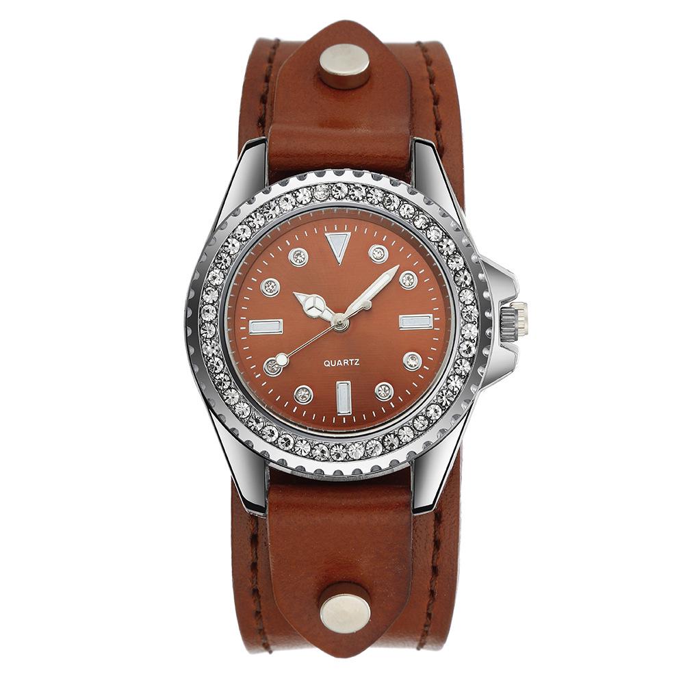New Versatile Rhinestone Women s Quartz Watch with Elegant Cowhide Strap and Large Scale Dial