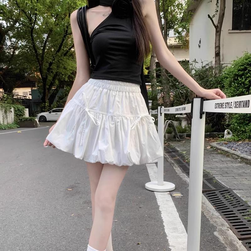 Dam Högmidjad A-linjeformad Vit Midikjol med Rosett & Blomknoppsdesign