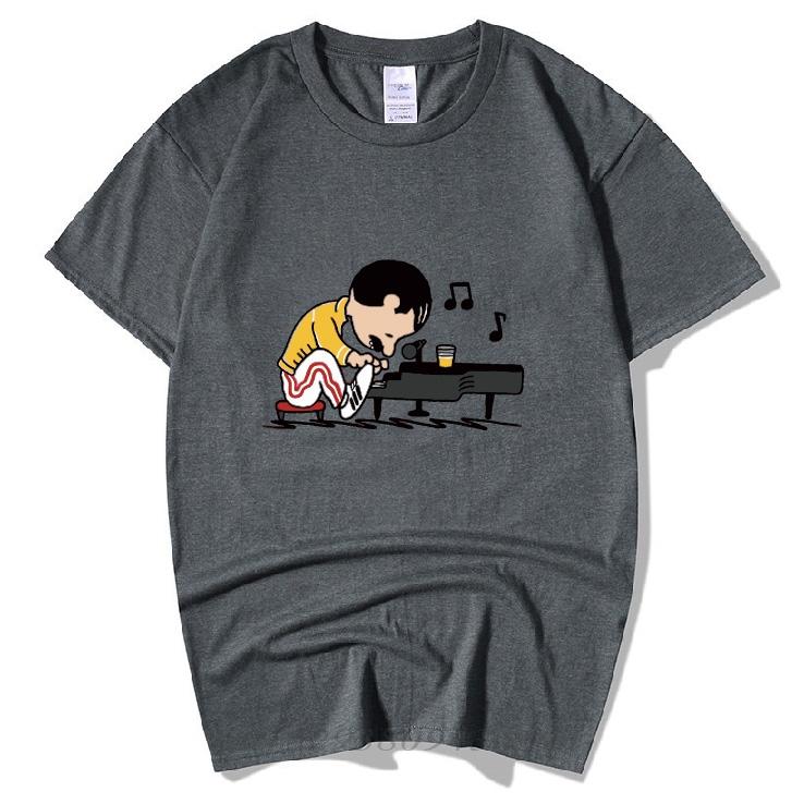 Queen's Band Freddie Mercury Plays the Piano In a Funny T-shirt. Summer Men's Hip-hop Rock Trendsetter with Short Sleeves