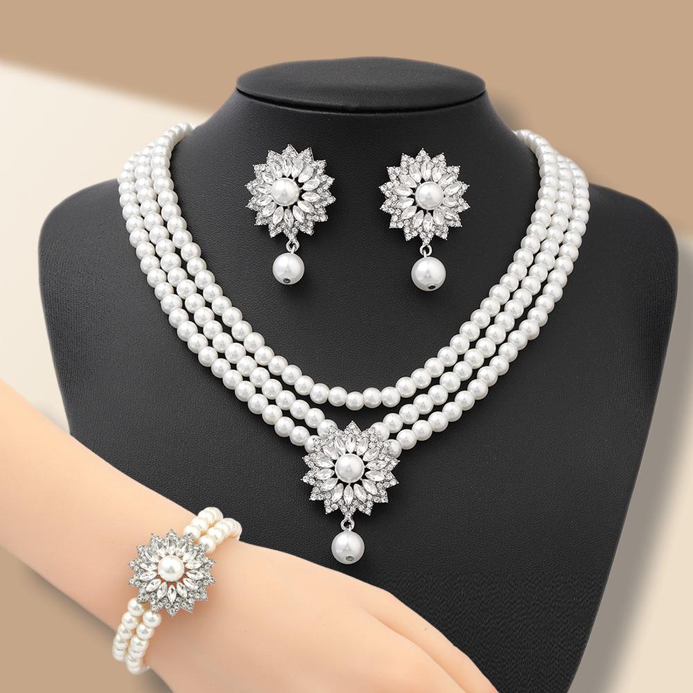 High-End Three-Piece Pearl Jewelry Set: Necklace, Earrings, Bracelet for Bridal Gowns