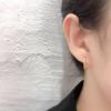 Manchettes d'oreille géométriques style coréen en forme de U incrustées de diamants: Boucles d'oreilles mode femme Été 2025