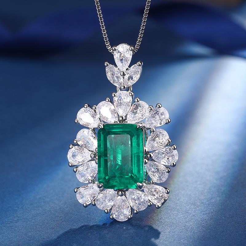 Jewelry Copper Bottom Gold-Plated Simulation Emerald Retro Temperament Pendant Set Female 10 * 14-7 * 9