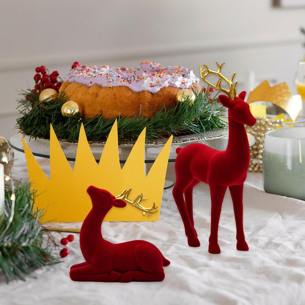 Reindeer Figurines Tabletop Ornaments Resin Christmas Decor Creative Modern Elk Sculptures for Farmhouse Desktop Office Gifts