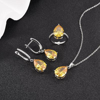 Schmuckset für Damen mit gelb gefärbter Halskette und Anhänger mit Schatzmotiv, platiniertes Zirkonia-Wassertropfen-Schmuckset, mehrfarbig.