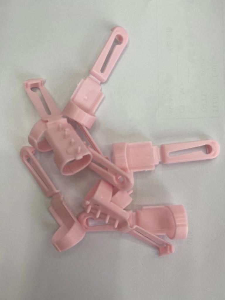 4Pcs/Set Finger Splitter Knitting Thimble Crafts Ring Type Knitting Tools Finger Wear Yarn Spring Guides Plastic Needle Thimble