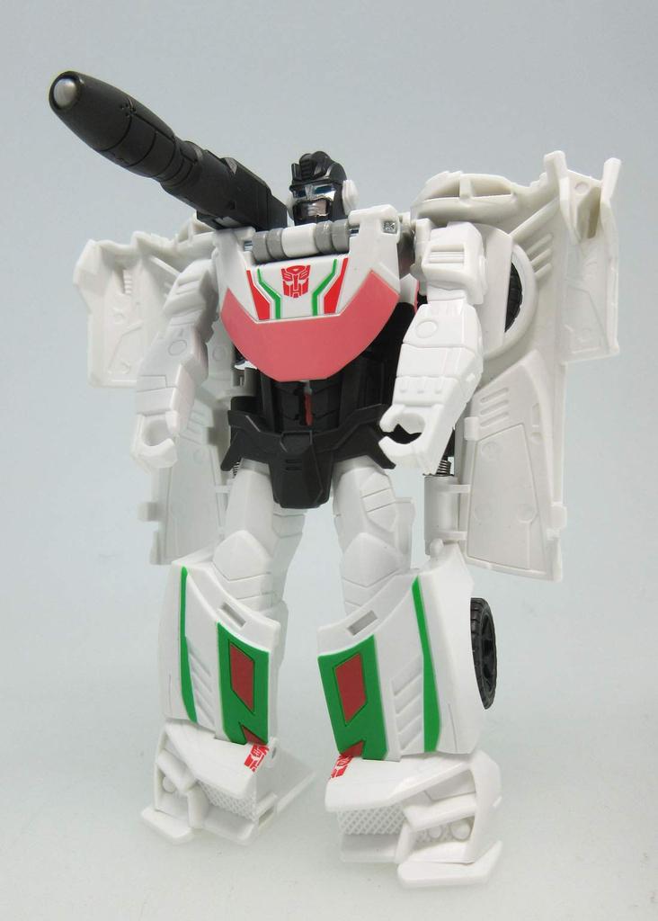 Transformers Cyberverse Turbo Change Wheeljack TCV-09
