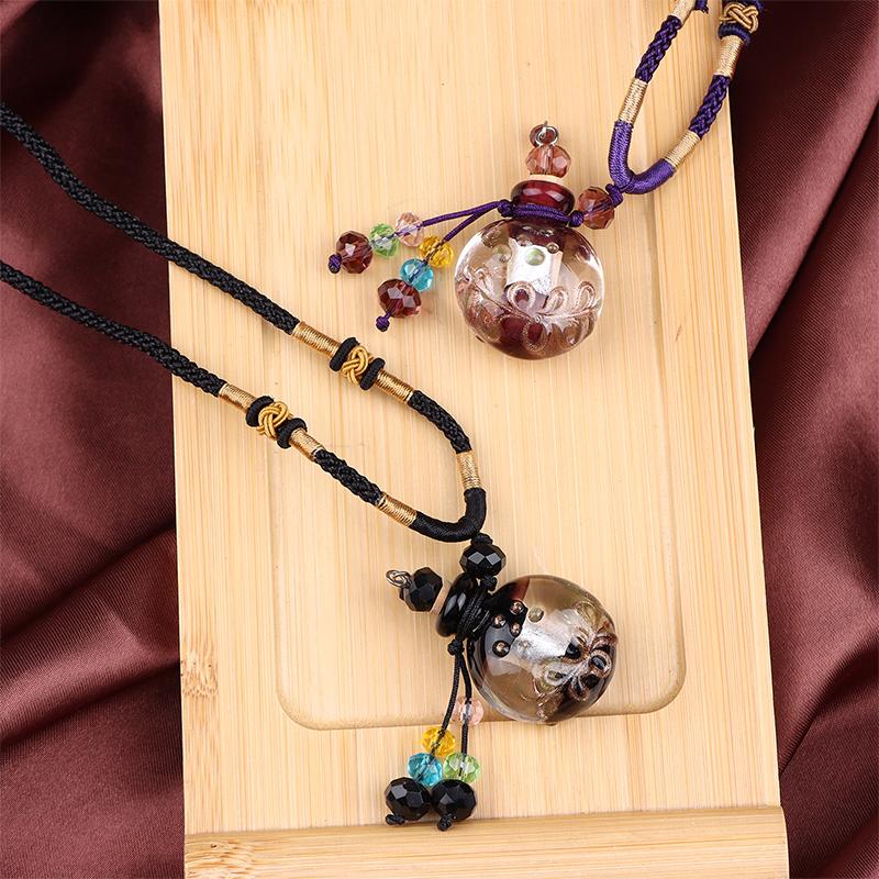 Barock Glas Parfümflasche Halskette Hängende Dekoration Tragbar Ätherische Öle Fläschchen Aroma Flasche Schmuck Auto Lufterfrischer Anhänger