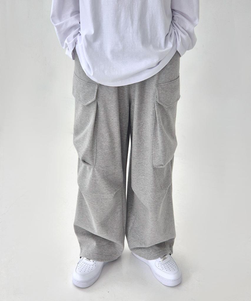 UMM Big Pocket Wide Cargo Training Jogger Pants 2 Colors