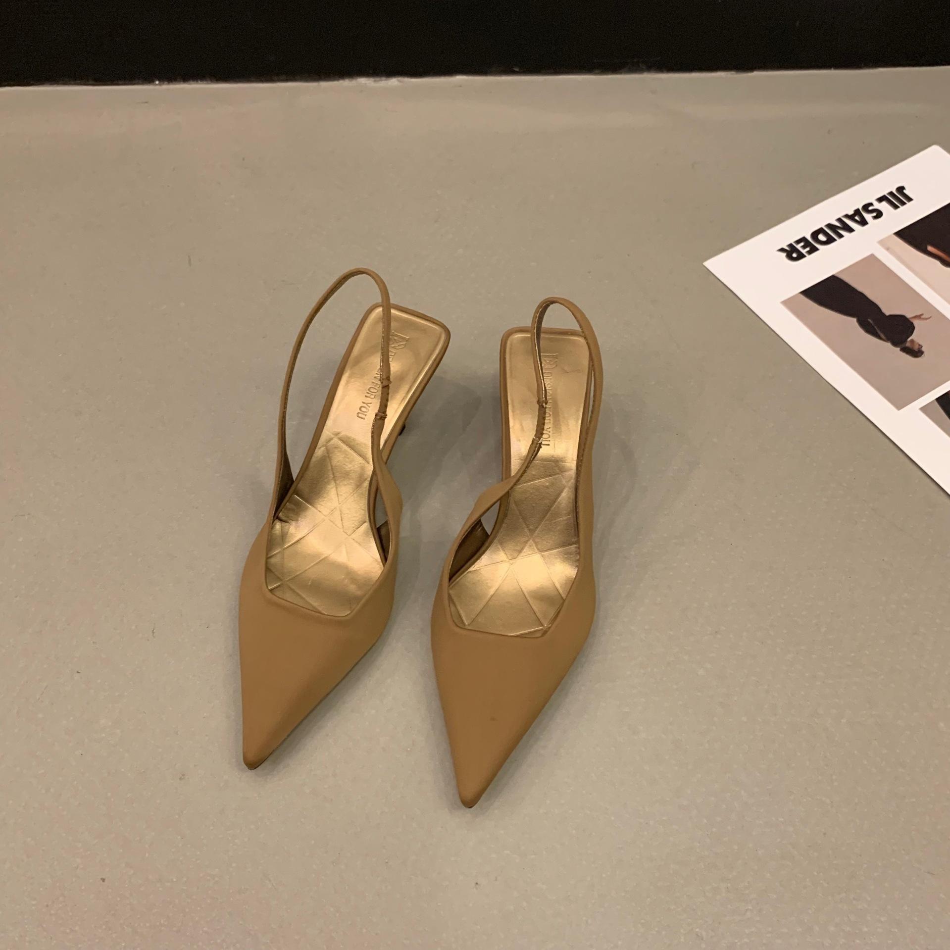 

High heel black bag head sandals fairy shoes 2025 spring and summer niche high-end satin pointed single shoes 40 коричневий