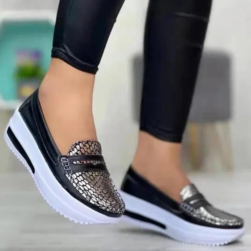 Fashion Plus Size 43 Women Casual Flat Shoes Woman Fashion Round Toe Low Top Wedge Platform Sneakers Comfort Non Slip Female Loafers