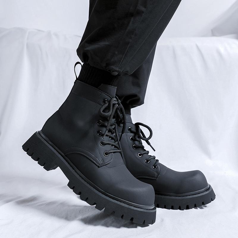 Fashion Autumn and winter men's boots Trendy minimalist design style Outdoor walking motorcycle Daily office Youth adult warm shoes