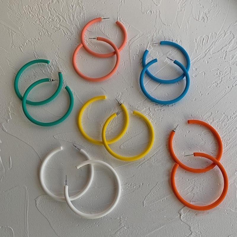 Stylish Circle Hoop Earrings Dangle Earrings Comfortable Ear Jewelry Acrylic Texture Suitable for Daily and Party Wear