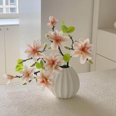 Magnolia Faux Flower Ornament for Living Room and Dining Table - High-End Biomorphic Decoration