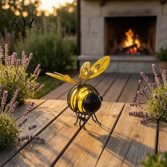 Outdoor Atmosphere Decorative Lights 2Pcs Solar Hanging Bee Lanterns, Waterproof Garden Lights, Cute Patio Lamps Insect Night for Porch Backyard Decor