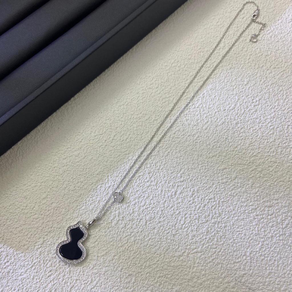 Qilin-Style CNC Black Agate Gourd Necklace - Women's Clavicle Pendant for Live Streaming Sales