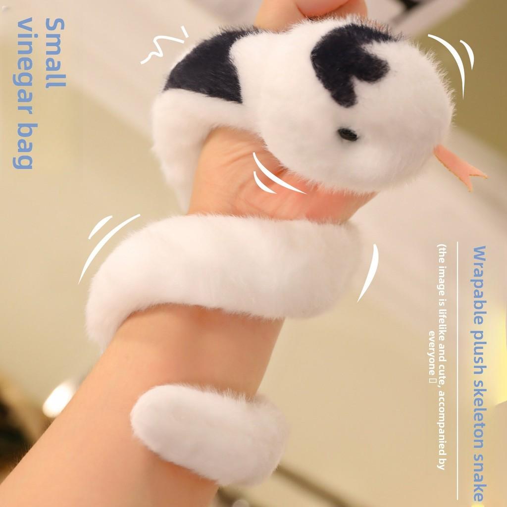 Snaked Shape Plush Toy With Pp Cotton Filling For Collectors And Play Kids