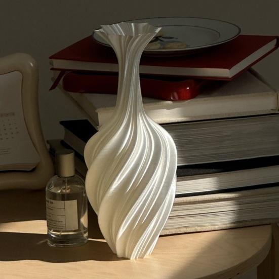 3D Printed Flower Vase, Silk-Like Elegant Vase, Twisted Minimalist Flower Arrangement Holders, Nordic Style Coffee Table & Shelf Office Decor