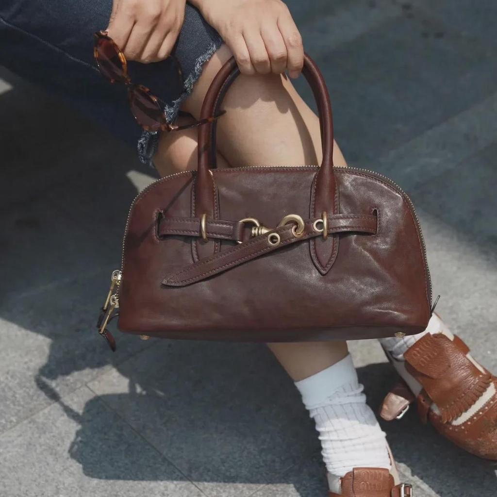 Genuine Leather Retro Cowhide Bowling Tote - Women's Fashionable Crossbody & Shoulder Bag
