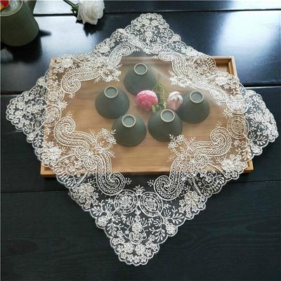 Quadratisches 40 cm großes Tischset aus Spitzenstoff im europäischen Stil, bestickt, für Teeservice, Obstteller, Vase, Unterlage, Tasse, Tischsets für Esszimmer