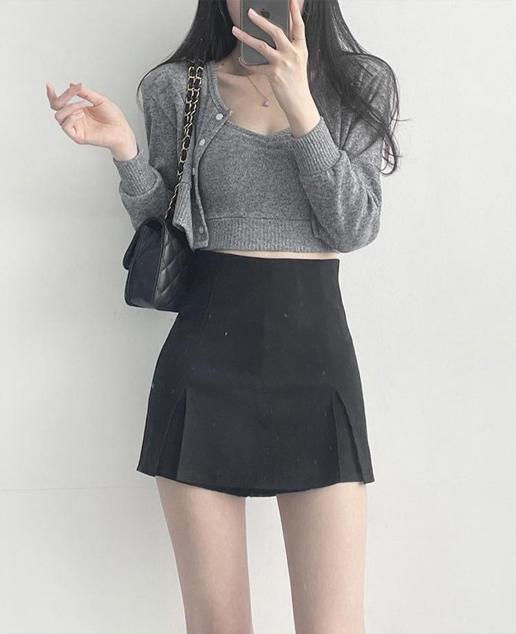 

2023 Summer Versatile High-Waisted A-Line Mini Skirt with Side Slits in Women s Plus Sizes L чёрный