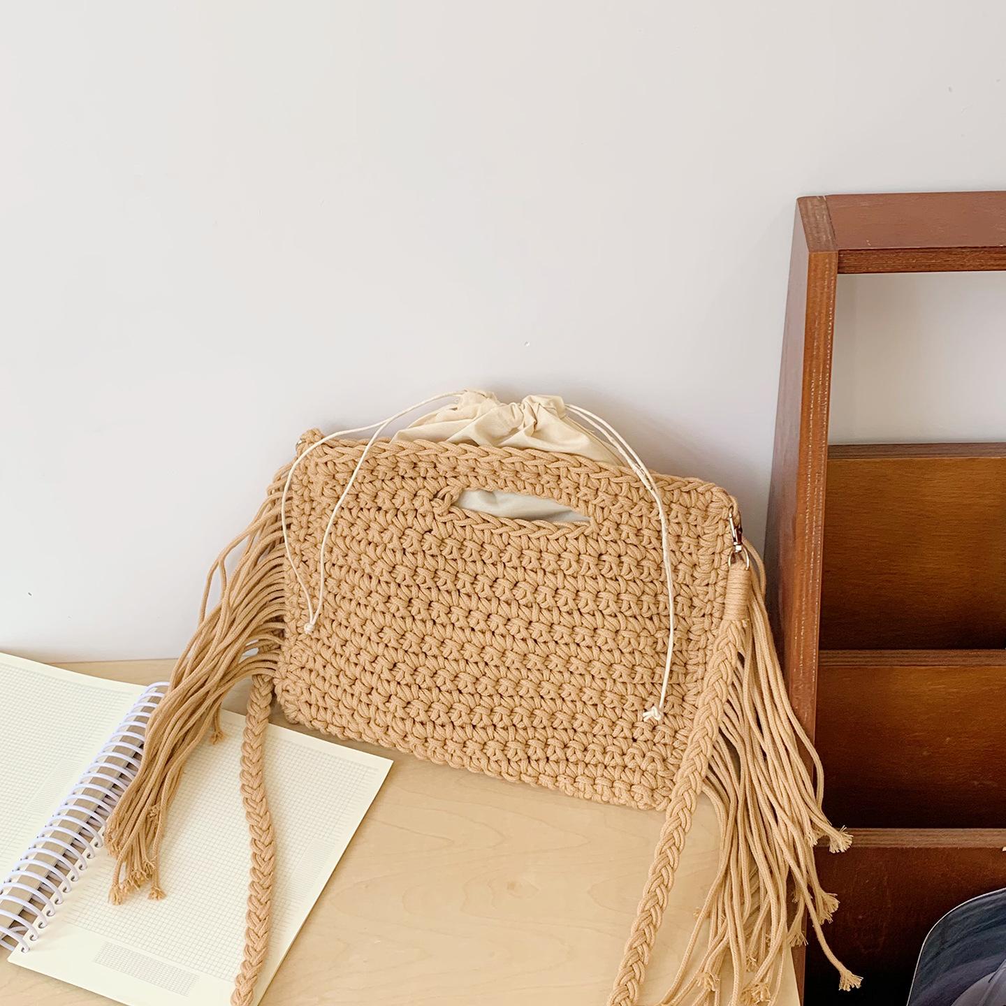 

New cotton thread crochet shoulder bag pattern tassel woven bag large capacity shoulder tote women s bag tide коричневий