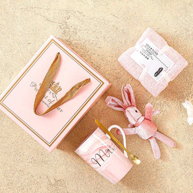 Compact Souvenir Gift Set for Weddings, Events, and Hotel Openings