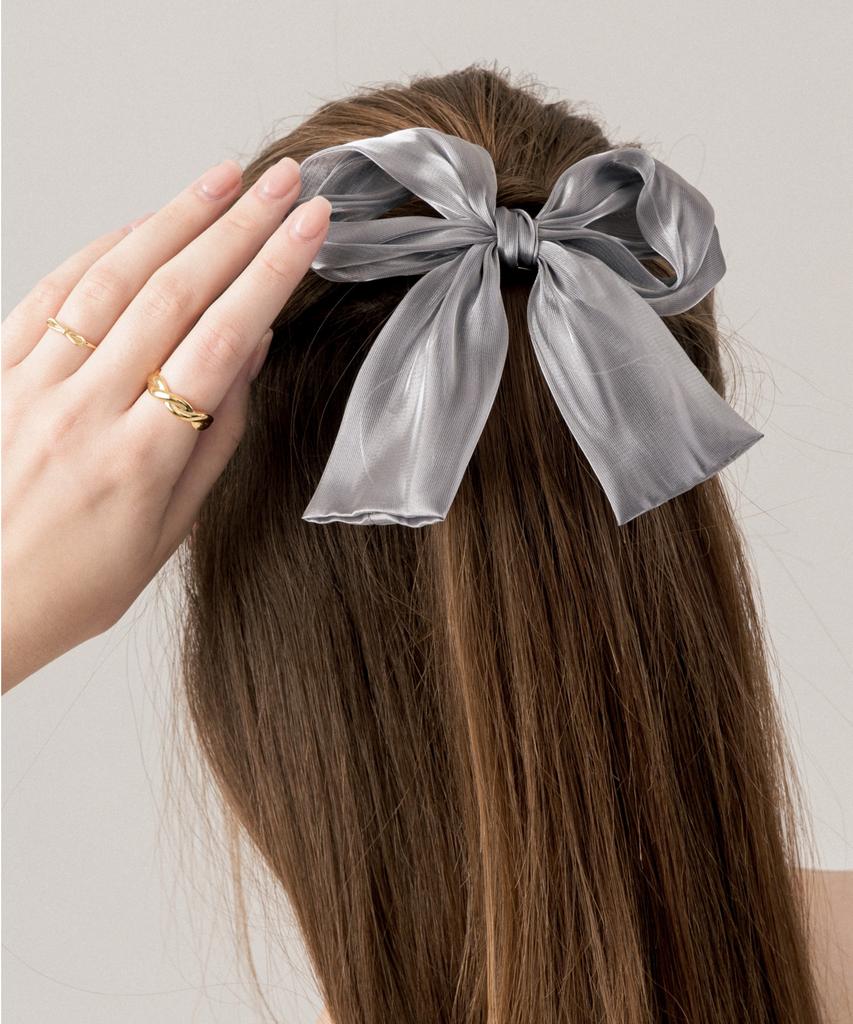 Lilykori Grey Joli Ribbon Pin